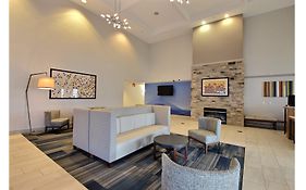 Holiday Inn Express And Suites Milwaukee Airport